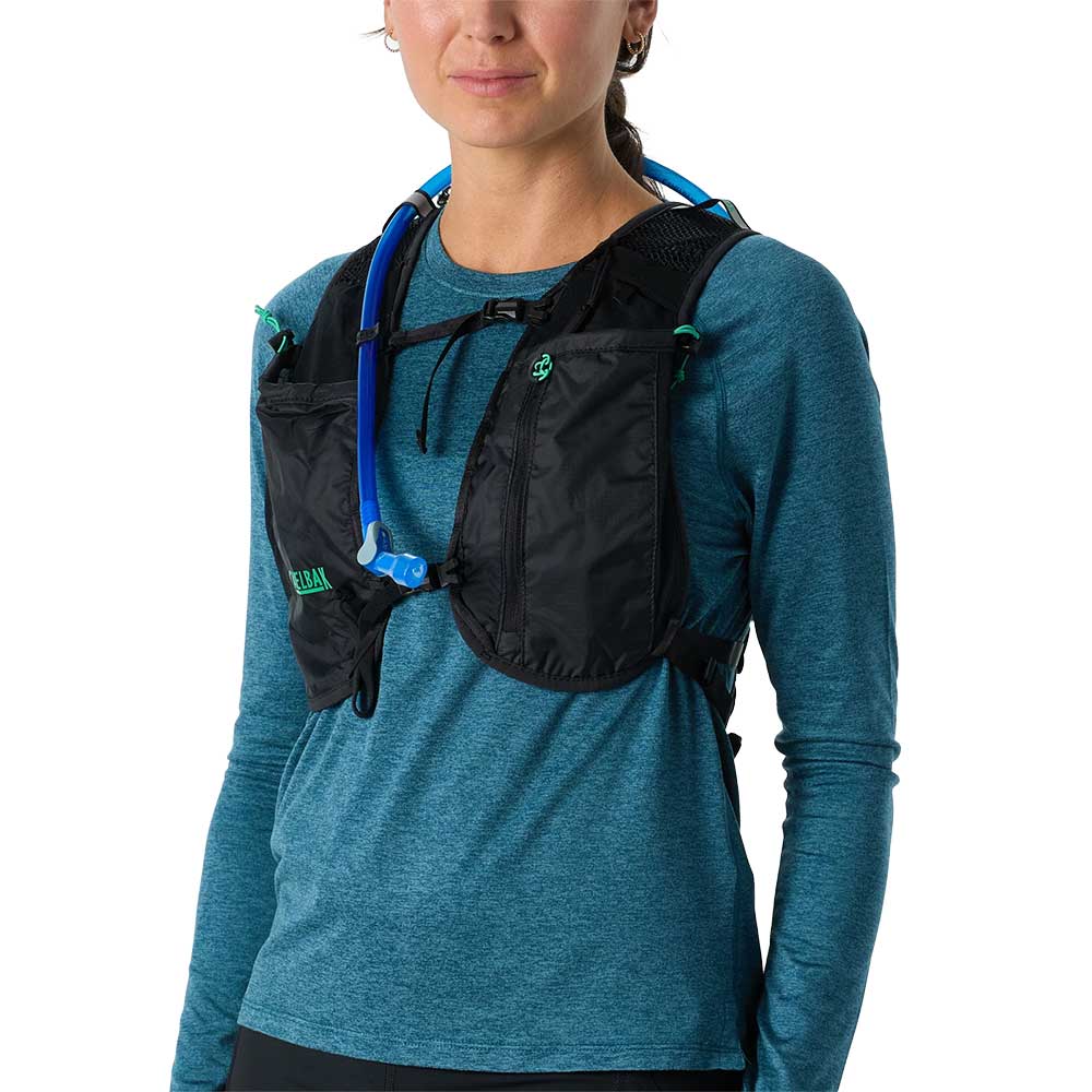 Men's Circuit Run Vest 1.5L - Black - Image 2