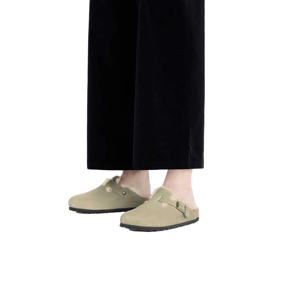 Women's Boston Shearling (R) - Taupe - Image 7