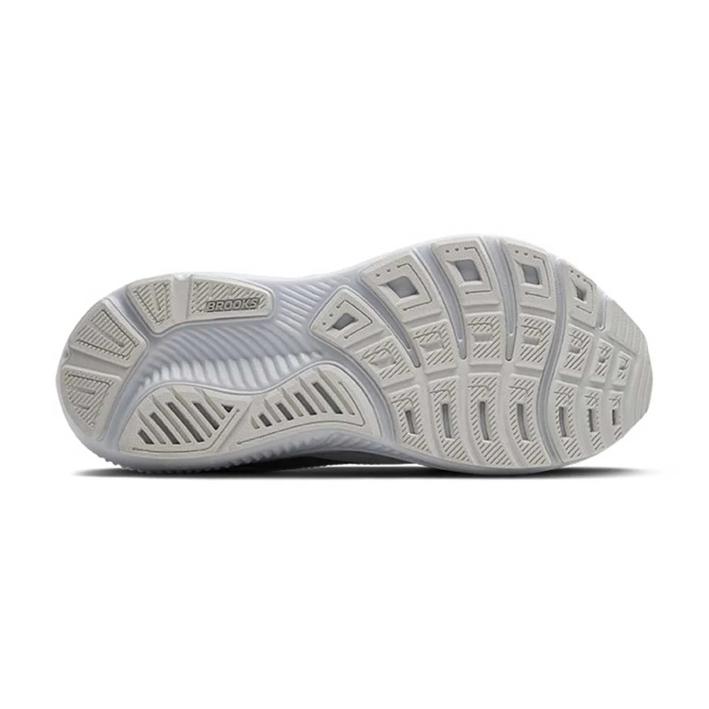 Women's Ghost 17 Running Shoe - White/White/Grey - Regular (B) - Image 6