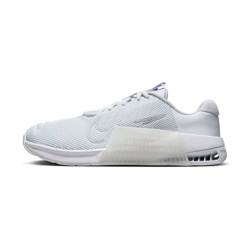 Women's Metcon 9 Runing - White/Pure Platinum - Regular (B) - Image 3